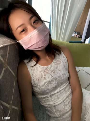 骨瘦如柴的女人